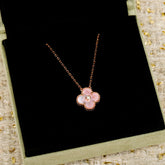 【関税負担なし・送料無料・代引可】ヴァンクリーフ&アーペル ネックレス 未使用 箱付き