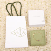 【関税負担なし・送料無料・代引可】ヴァンクリーフ&アーペル ブレスレット 未使用 箱付き