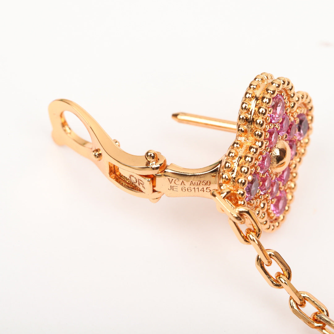 【関税負担なし・送料無料・代引可】ヴァンクリーフ&アーペル ピアス 未使用 箱付き